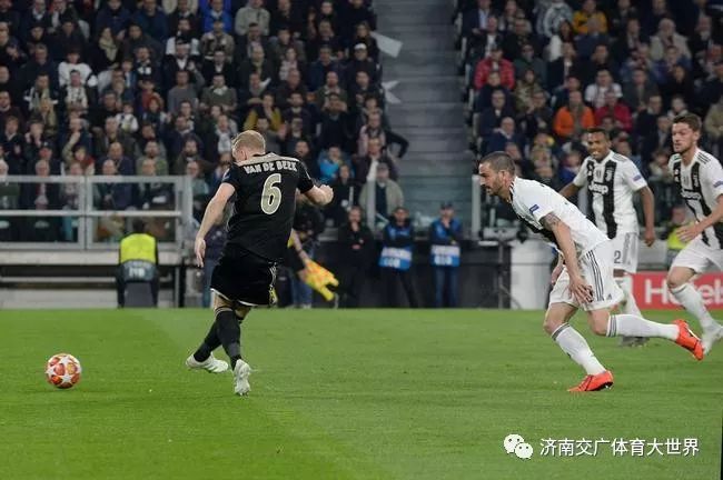  那不勒斯青春风暴席卷赛场刷新纪录